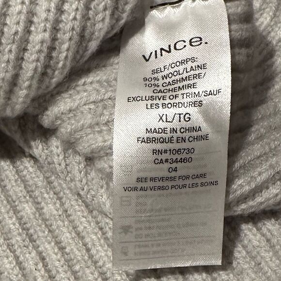 Vince Button Sleeve Funnel Neck
Sweater, Light Heather Grey Size XL - Picture 7 of 7